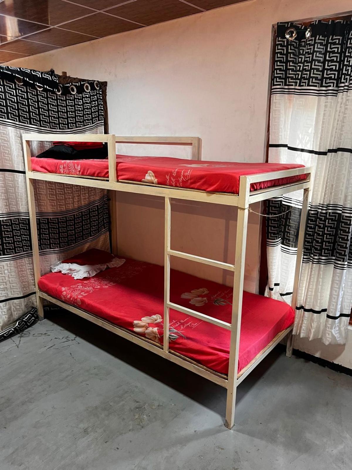 Surfing Lion Hostel Arugam Bay Zewnętrze zdjęcie