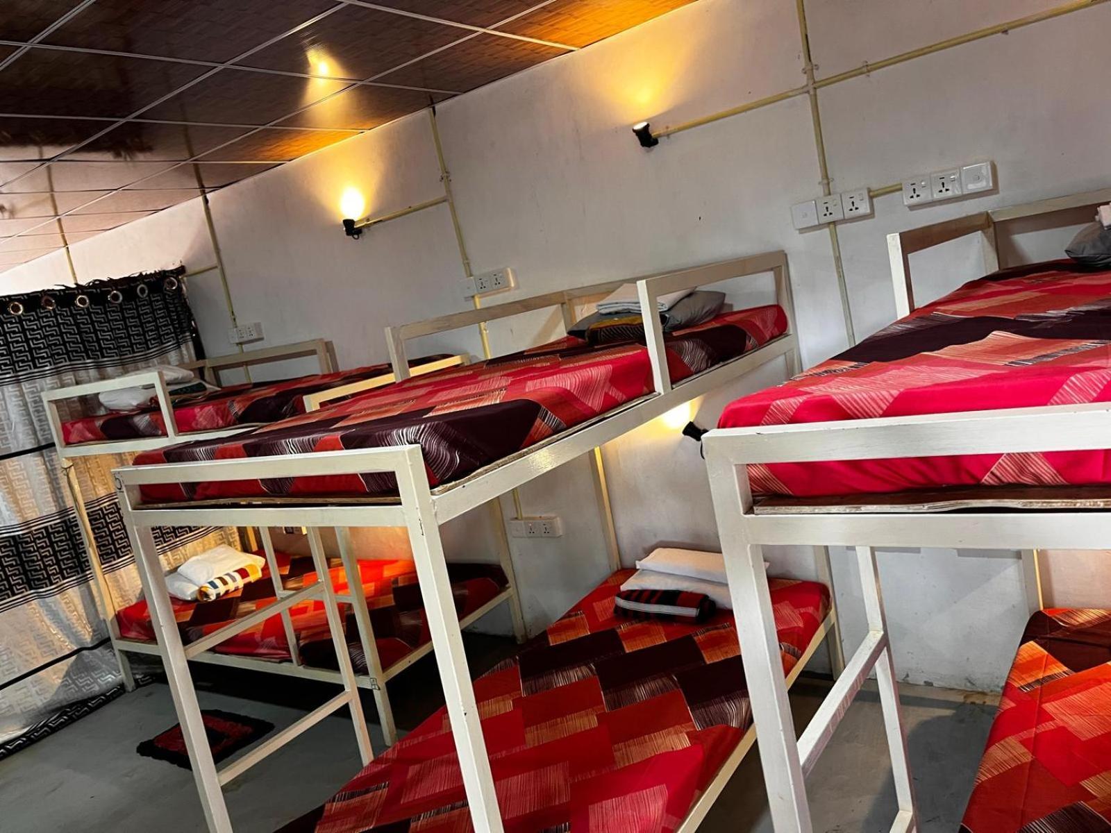 Surfing Lion Hostel Arugam Bay Zewnętrze zdjęcie