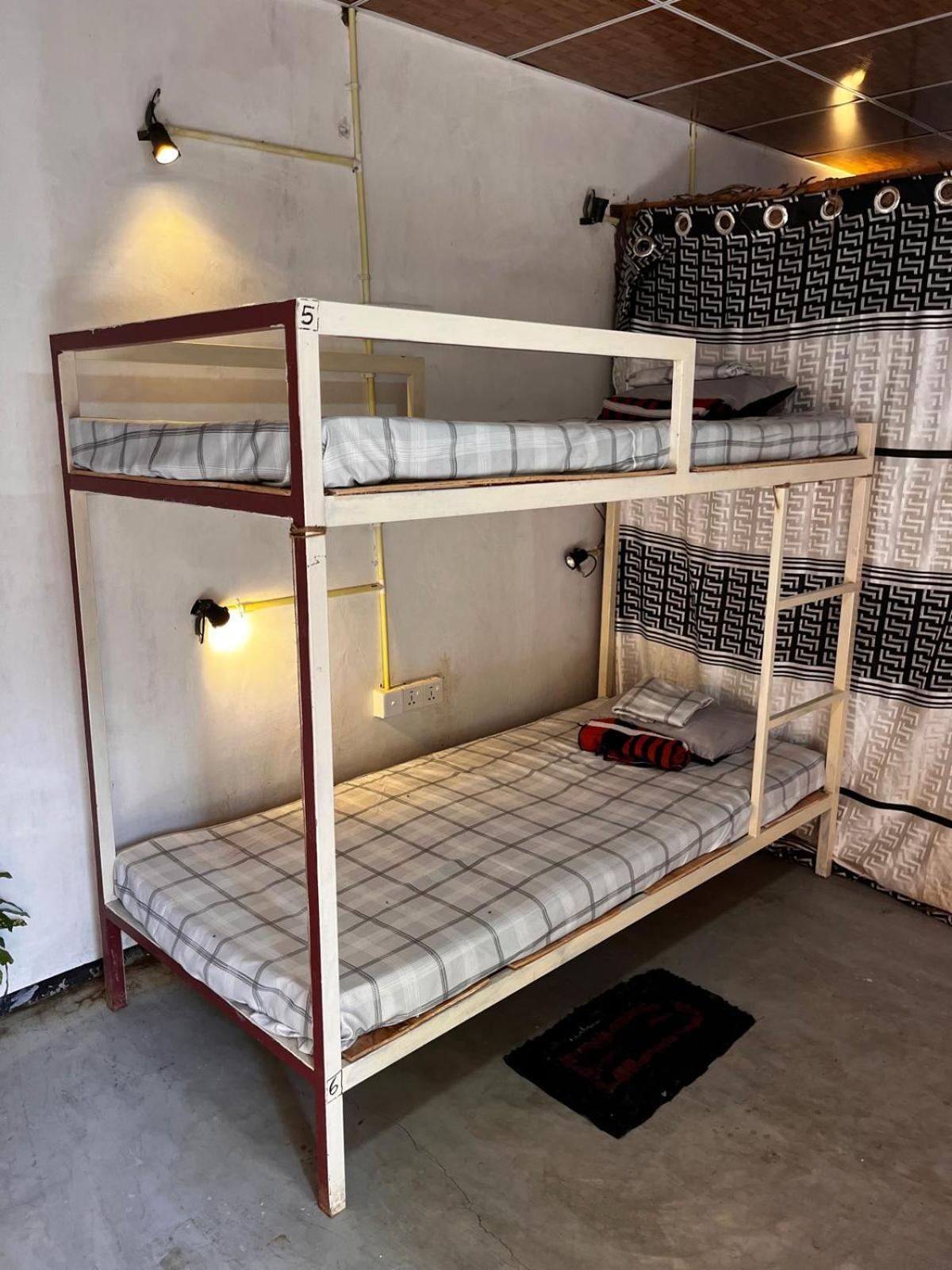 Surfing Lion Hostel Arugam Bay Zewnętrze zdjęcie